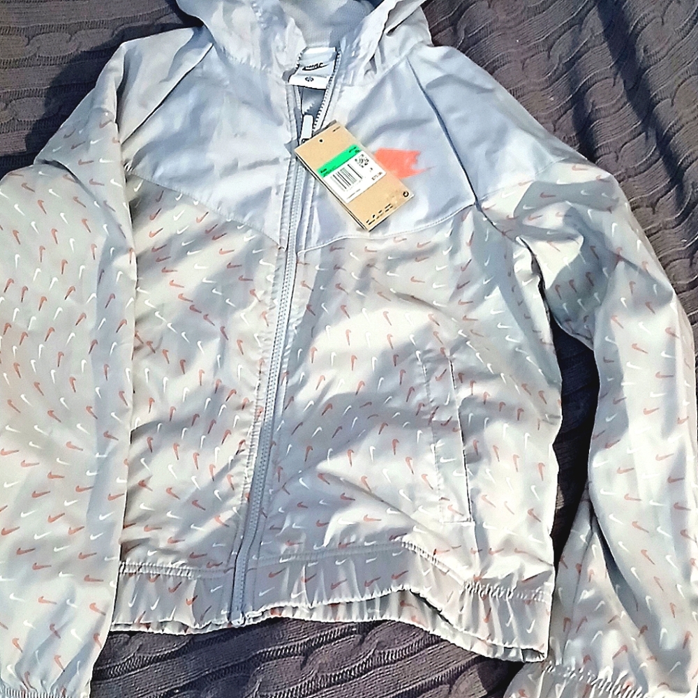 NWT Nike jacket (girlsXL)